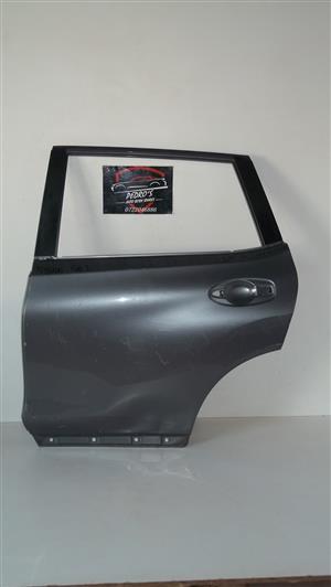 Nissan Rogue/X-Trail (T32) left rear door