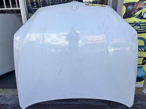 BMW X6 f16 bonnet for sell in good condition nice and clean