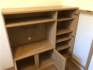 Small Wall Unit - Excellent Condition