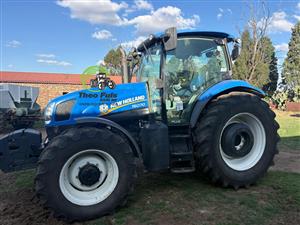 2017 New Holland T6070