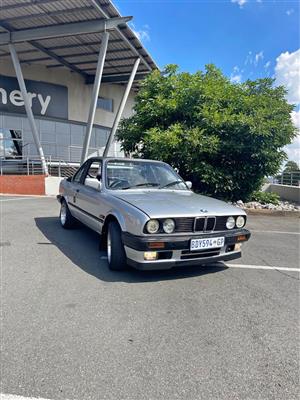 BMW E30 325i Baur Cabriolet