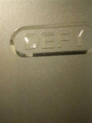 Defy side by side 621l fridge self defrosting  with 5yr warranty silver 