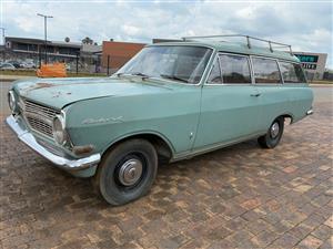 Teal Opel Record 1700