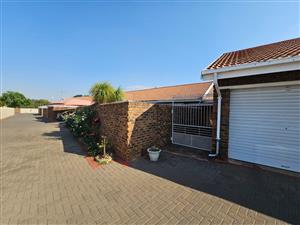 Charming Facebrick Townhouse for sale in Arconpark