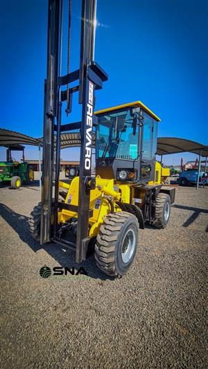 T-Rex 830 Revaro Forklift