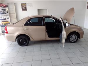 2016 TOYOTA ETIOS 1.5 SEDAN GOLD COLOR 8000KM 