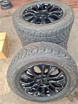 Ford Ranger original alloy mags size 18 +Tyres Dunlop
