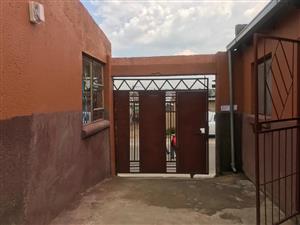 Big room to rent at Kaalfontein