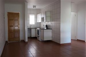 2 beds 1 bath Flat/apartment