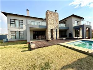 Architectural Masterpiece with Luxurious Finishes for sale in Secunda