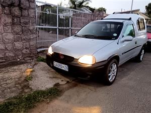 Opel Corsa Sport Utility Bakkie 1.6i