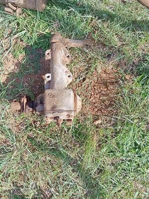 Chevrolet 2.5 steering box