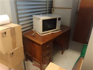 Wooden Desk (Meranti) with 6 drawers Cape Town 