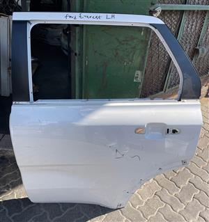 Ford Everest RearDoor Leftside