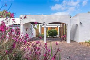 House For Sale in Constantia Upper