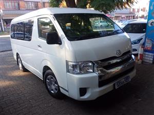 2012 Toyota Quantum 2.7VVTi GL 10Seater manual white color  Service Book petrol  170000km 