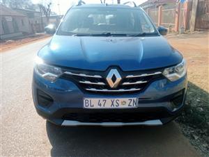  Renault Triber TRIBER 1.0 EXPRESSION