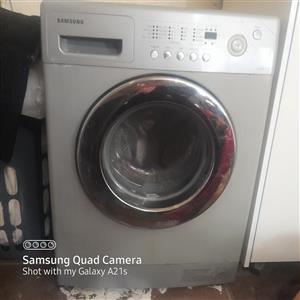 For sale Samsung front loader  washing machine , 6kg