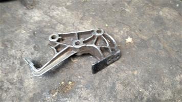 OPEL ASTRA MOUNTING BRACKET FOR SALE