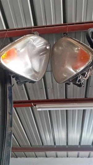 HONDA CRV 2006 MODEL HEADLIGHTS FOR SALE