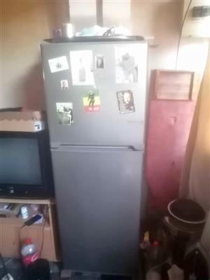 Second hand working fridge
