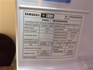 Brand new Samsung Fridge / Freezer Samsung with 10yr Warranty