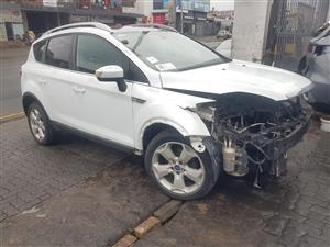 kuga 2.5 5 cylinder complete suv strpping 2011