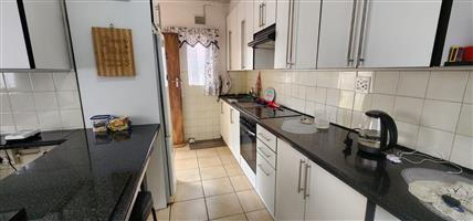 Perfect starter home for sale for a BARGAIN