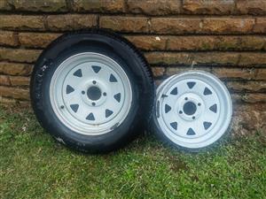 13 inch white Trailer Wheels
