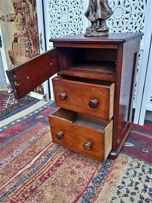 Vintage Three‑Drawer Mahogany Mini Chest