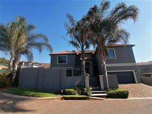House Rental Monthly in Pinehaven