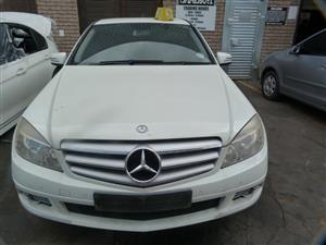 Mercedes C220 W204 2.2 Diesel AT 651 White - 2010 SPARESBOYZ STRIPPING FOR SPARE