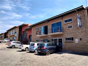 Upmarket 360m2 Mini warehouse - TO LET in NORTHLANDS BUSINESS PARK