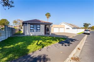 House For Sale in Riverton