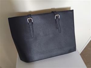 Nice Handbags to sell