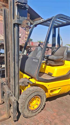 2 ton Linde forklift for sale