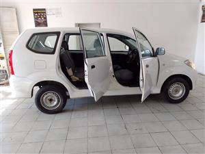 2010 TOYOTA  AVANZA 1.5  WHITE MANUAL 99.000km 