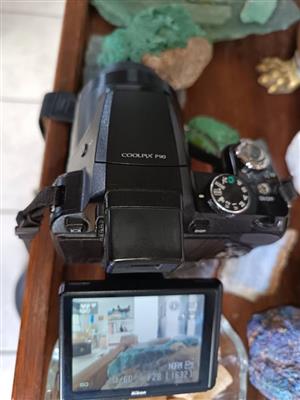 Nikon Coolpix P90