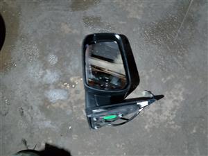 Mahindra Scorpio mirrors