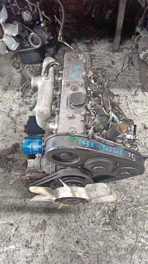 HYUNDAI H100 D4BB 2.6 ENGINES FOR SALE