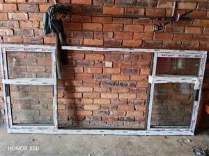 Aluminium sliding window 
