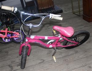 CYCLONE PINK SMALL BICYCLE S065598A