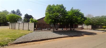 This stunning face-brick family home is the perfect haven for you!