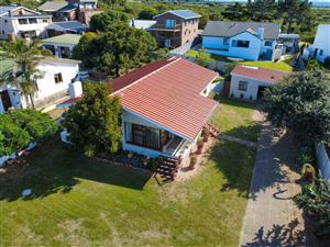 House For Sale in Still Bay West