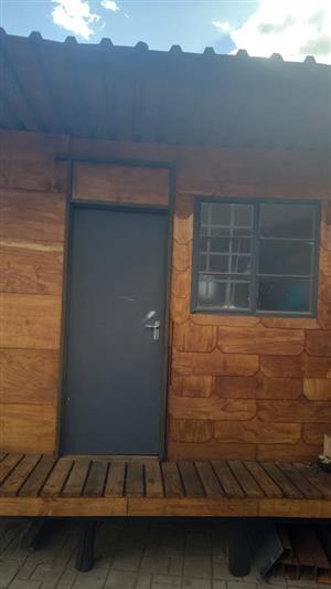 Room to let