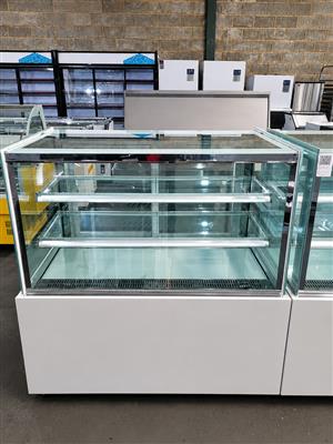 Commercial Cake Display Cases for Sale