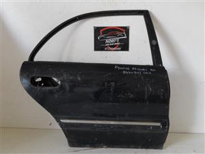 Hyundai Elantra 96-00 right rear door 