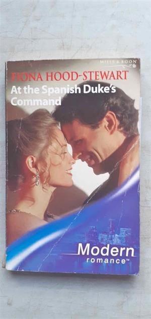 At the Spanish Duke's command - Fiona Hood-Stewart