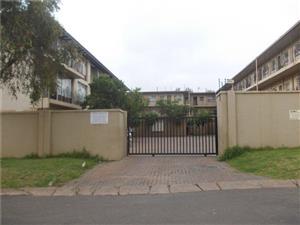 Available immediately 1 Bedroom 1 bathroom flat to rent in Windsor East.