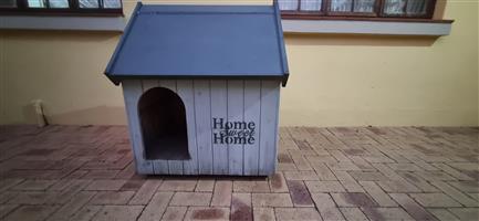 Kennel for sale for small/medium size animals